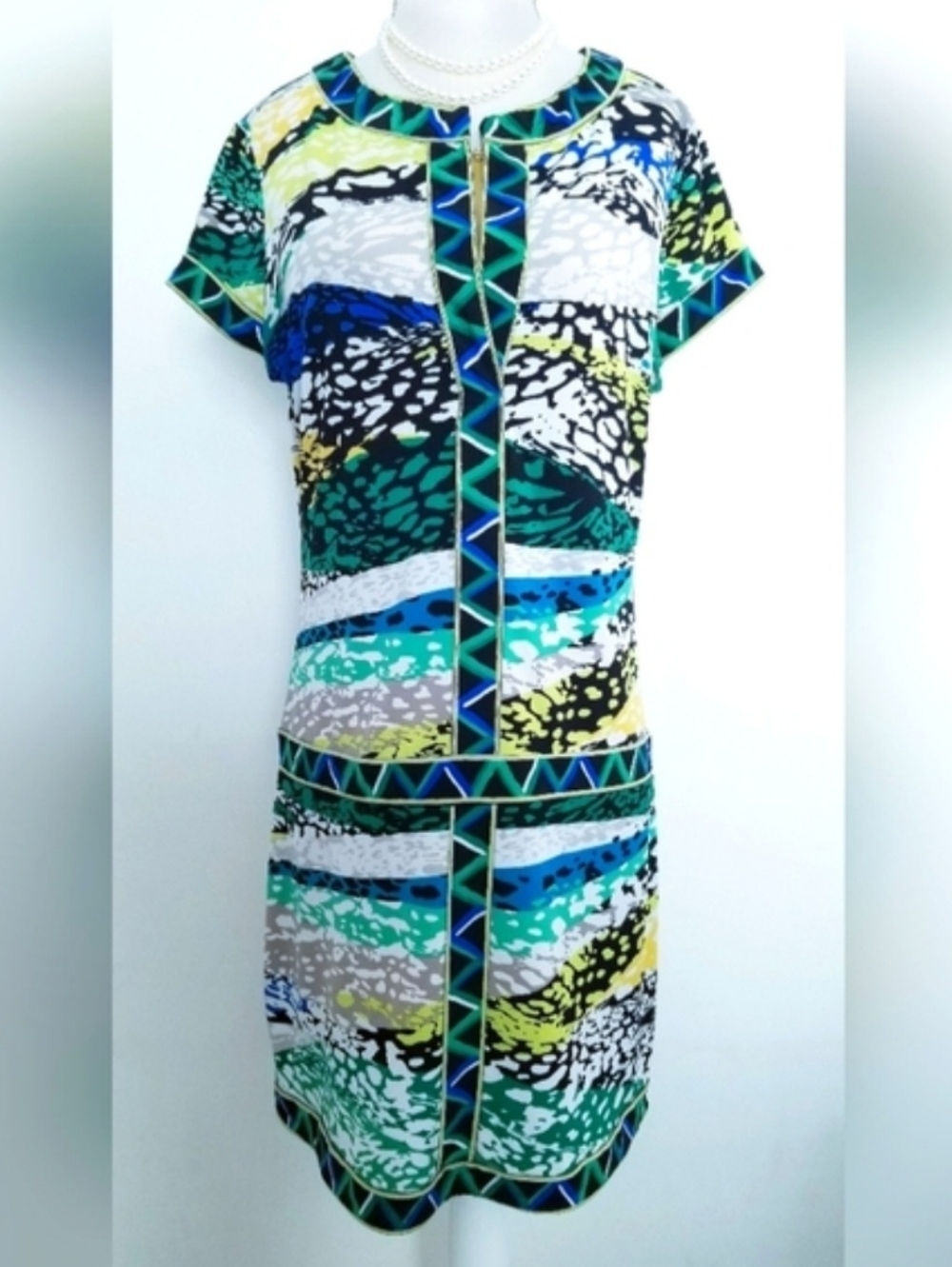 BCBGMaxAzria Daly Turquoise Blue Black and White Geo Abstract Short Sleeve Dress